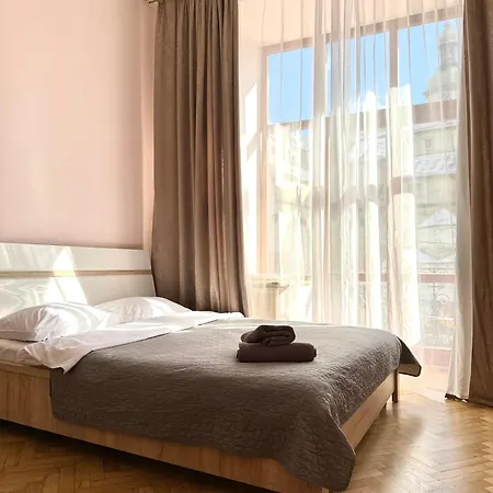 Romantic - With Balcony Apartament *