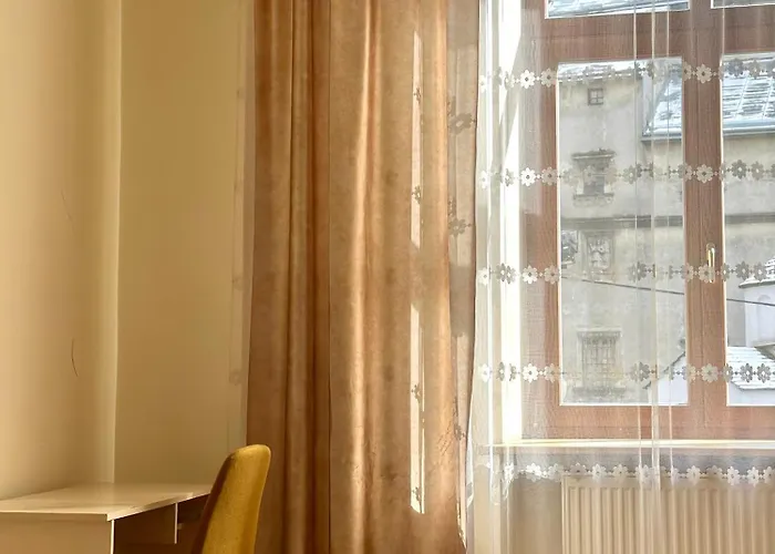 Romantic - With Balcony *