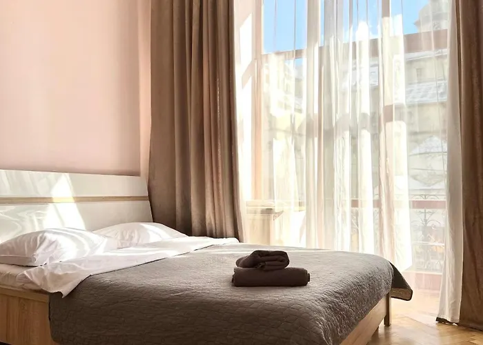 Romantic - With Balcony Daire *