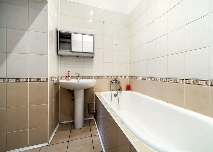 Romantic - With Balcony