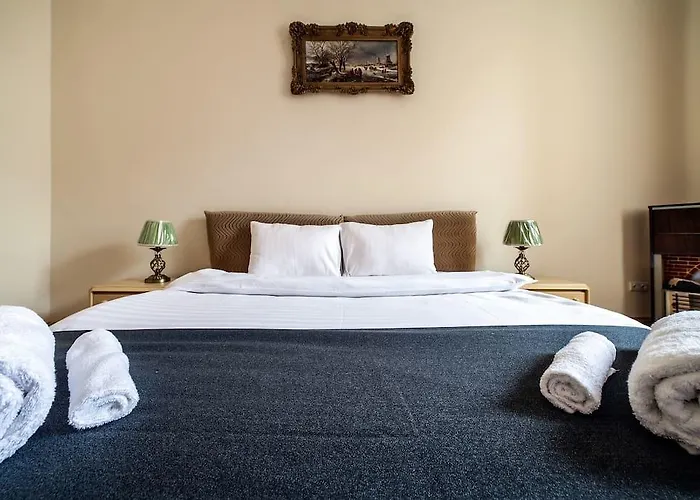 Romantic - With Balcony *