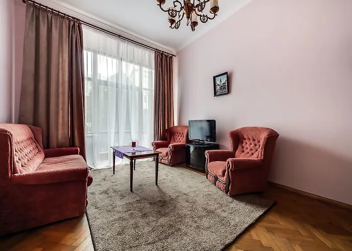 アパート Romantic - With Balcony リヴィウ