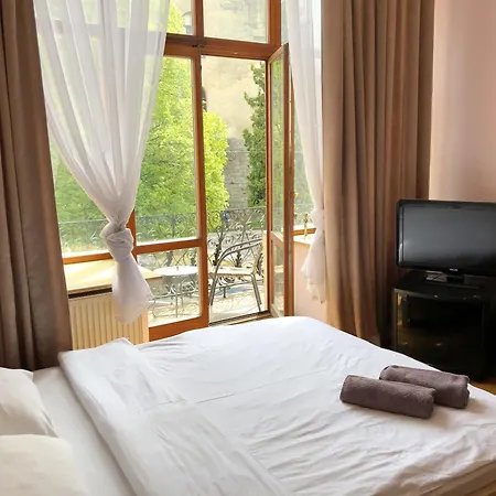 Romantic - With Balcony