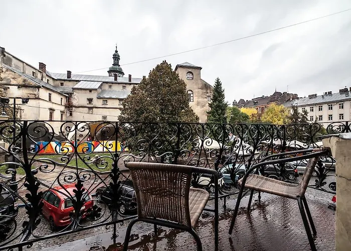 Romantic - With Balcony *